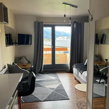 Aux Pieds Des Montagnes Bourg-Saint-Maurice